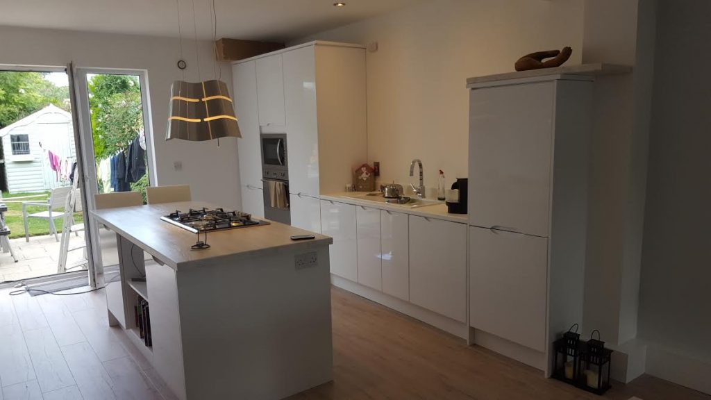 gloss white kitchen in wicklow