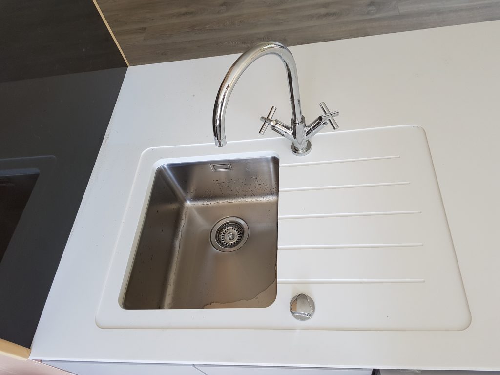 curved minerva worktop