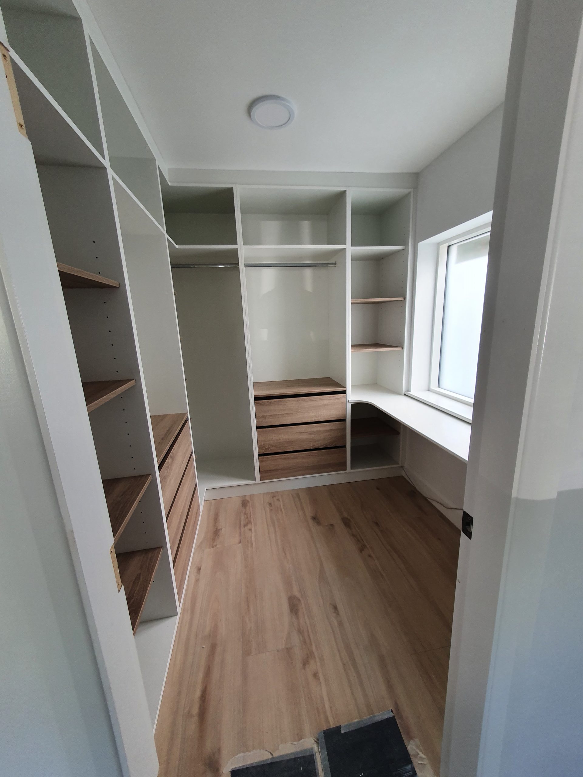 modern form kitchens walkinstown
